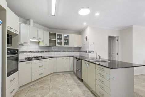 Photo of property in 29 Ambleside Drive, Northpark, Auckland, 2013