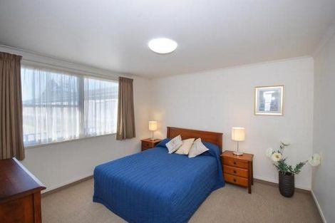 Photo of property in 77 Manor Place, Dunedin Central, Dunedin, 9016