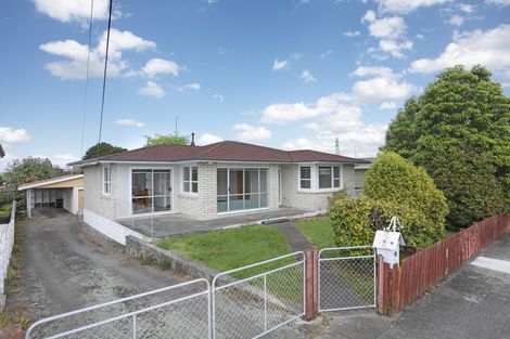 Photo of property in 15 Mcclure Street, Feilding, 4702