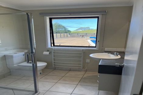 Photo of property in 174 Zanders Road, Helensville, Waimauku, 0882