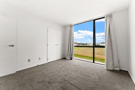 Photo of property in 10 Toia Lane, Silverdale, 0932