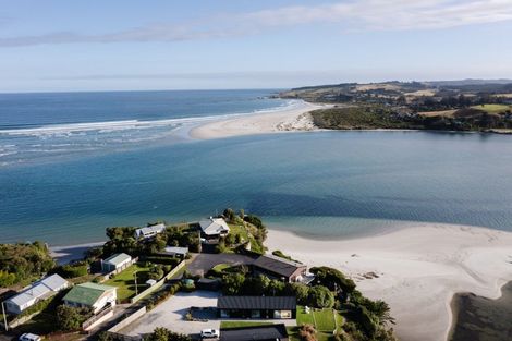 Photo of property in 1371b Taieri Mouth Road, Taieri Mouth, 9091