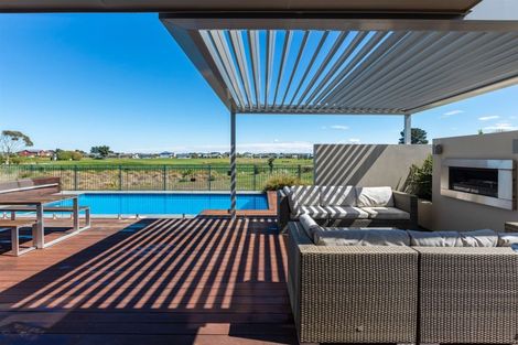 Photo of property in 4 The Belfry, Waimairi Beach, Christchurch, 8083