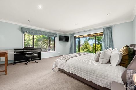 Photo of property in 14 Mount Marua Way, Timberlea, Upper Hutt, 5018