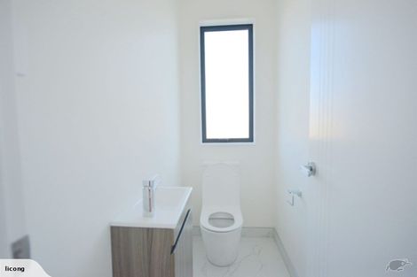 Photo of property in 11 Verdot Close, Kumeu, 0810