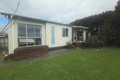 Photo of property in 15 Lowburn Avenue, Waipu, 0510