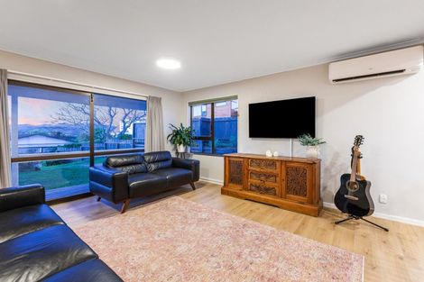 Photo of property in 23 James Cook Drive, Whitby, Porirua, 5024