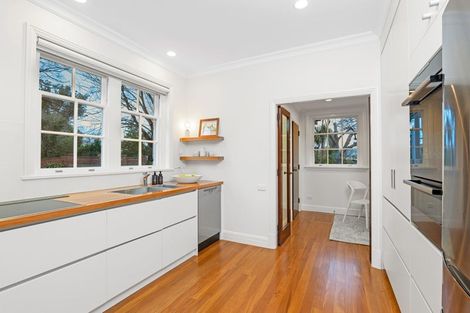 Photo of property in 34 Kahu Road, Fendalton, Christchurch, 8041