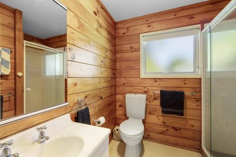 Photo of property in 12 Frank Frethey Place, Highlands Park, New Plymouth, 4312