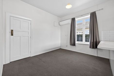 Photo of property in 231 Geraldine Street, Edgeware, Christchurch, 8013