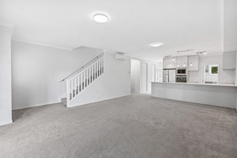 Photo of property in 29 Landmark Terrace, Orewa, 0931