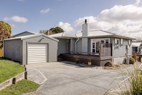 Photo of property in 15 Dunlop Road, Te Puke, 3119