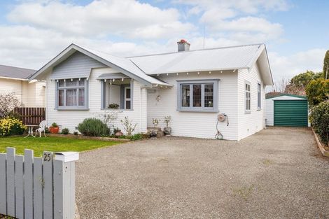 Photo of property in 25 Argyle Avenue, Takaro, Palmerston North, 4410
