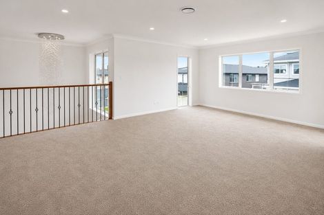 Photo of property in 68 Huntington Park Drive, Greenhithe, Auckland, 0632