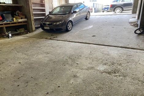 Photo of property in 8 Caroline Street, Mount Victoria, Wellington, 6011