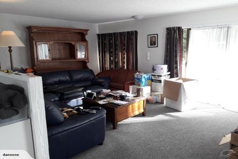 Photo of property in 16 Andes Avenue, Mangere Bridge, Auckland, 2022