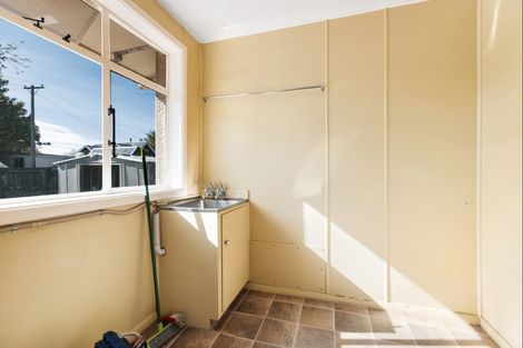 Photo of property in 22 Northland Street, Ranfurly, 9332