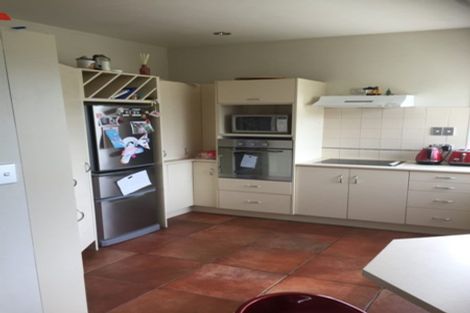 Photo of property in 19 Suncrest Drive, West Harbour, Auckland, 0618