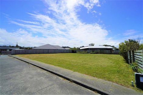 Photo of property in 26 Ocean View Rise, Ruakaka, 0116