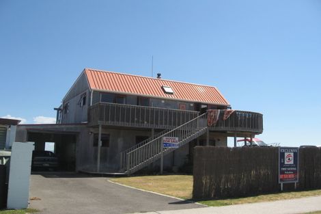 Photo of property in 526 Pukehina Parade, Pukehina, Te Puke, 3189