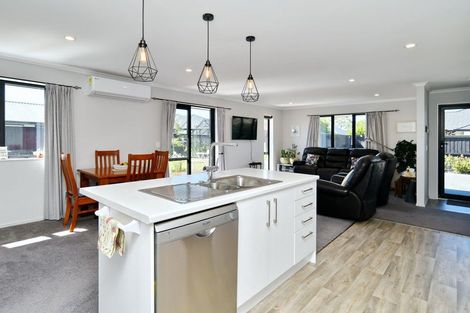 Photo of property in 7 Wearing Place, Kaiapoi, 7630