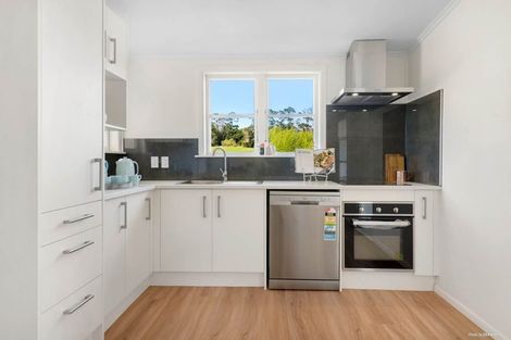 Photo of property in 49 Candia Road, Swanson, Auckland, 0614