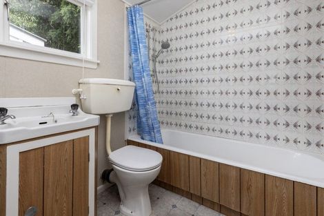 Photo of property in 11 Factory Road, Little Akaloa, 7583