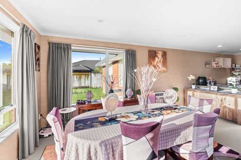 Photo of property in 5 Boston Parade, Kelvin Grove, Palmerston North, 4414