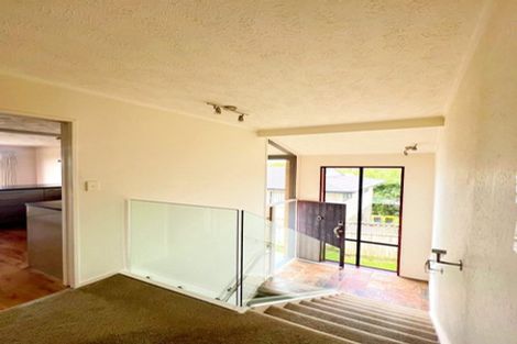Photo of property in 34 Charles Dickens Drive, Mellons Bay, Auckland, 2014