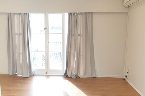 Photo of property in 5 James Street, Glenfield, Auckland, 0629