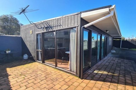 Photo of property in 115 Wallace Road, Mangere Bridge, Auckland, 2022