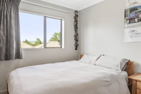 Photo of property in 3 Vadam Road, Massey, Auckland, 0614