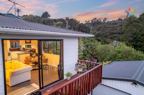 Photo of property in 96b Lord Street, Stokes Valley, Lower Hutt, 5019