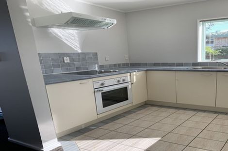 Photo of property in 16 Imelda Road, Te Atatu Peninsula, Auckland, 0610