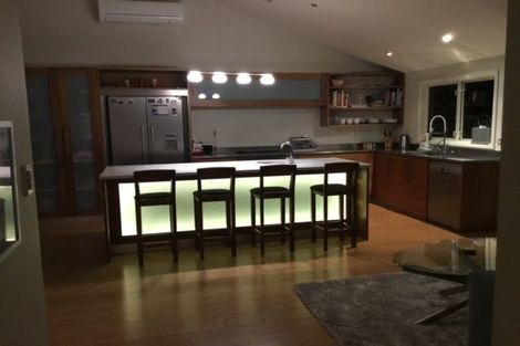 Photo of property in 77 Seaview Road, Paremata, Porirua, 5024