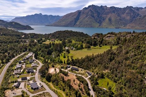 Photo of property in 19 Haast Eagle Road, Mount Creighton, 9371