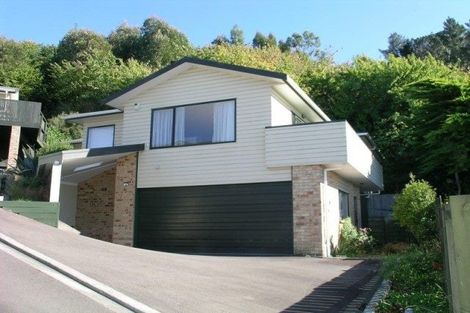 Photo of property in 5b Bishops Glen, Tawa, Wellington, 5028
