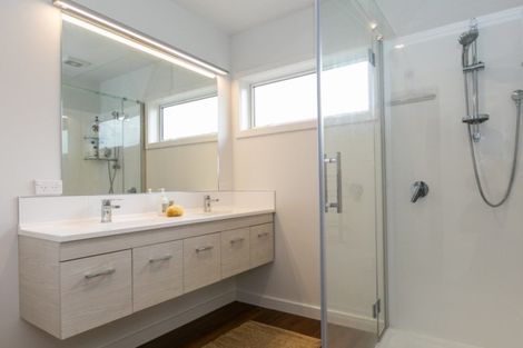 Photo of property in 6 Gladstone Road, Bluff Hill, Napier, 4110