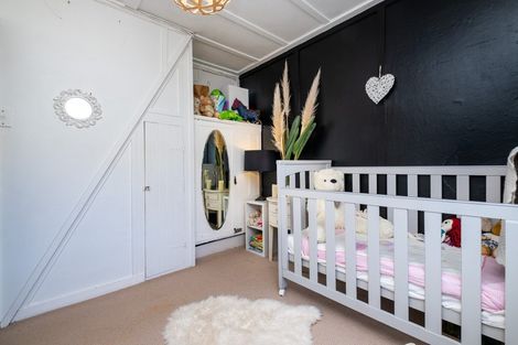 Photo of property in 102 Beach Road, Haumoana, 4102