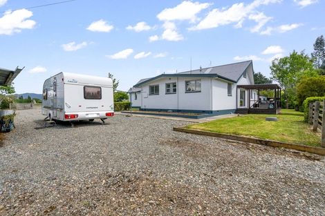 Photo of property in 2268 Ohai Clifden Highway, Orawia, Otautau, 9682
