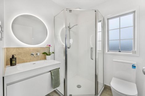 Photo of property in 15 Mulvaney Crescent, Henderson, Auckland, 0612