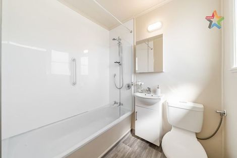 Photo of property in 213 Knights Road, Hutt Central, Lower Hutt, 5011