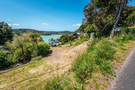 Photo of property in 18 Albert Crescent, Ostend, Waiheke Island, 1081