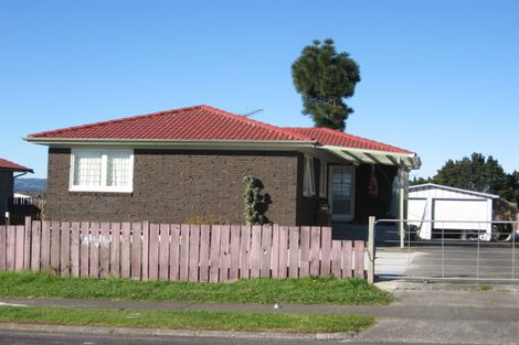 Photo of property in 17 Gambare Place, Wattle Downs, Auckland, 2103