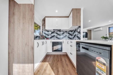 Photo of property in 106b Browns Road, Manurewa, Auckland, 2102