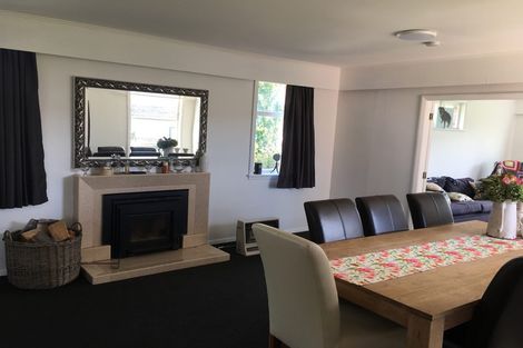 Photo of property in 41 Dowling Grove, Silverstream, Upper Hutt, 5019