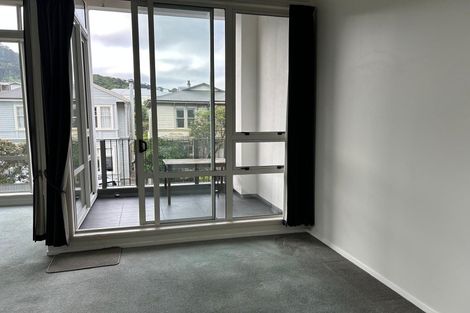 Photo of property in Stadium Garden Flats, 314/107 Thorndon Quay, Pipitea, Wellington, 6011