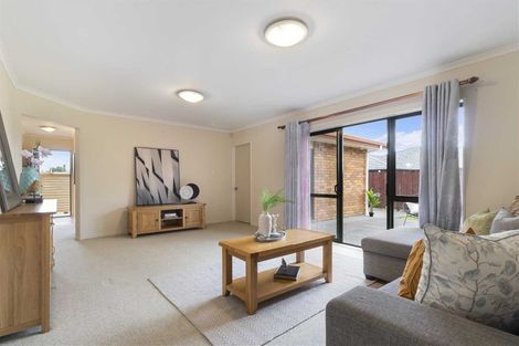 Photo of property in 6 Edingale Court, Flat Bush, Auckland, 2019