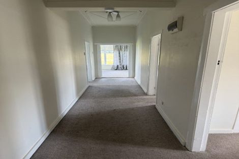 Photo of property in 1221 Alfriston Road, Alfriston, Manurewa, 2576