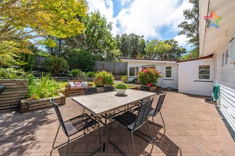 Photo of property in 52 Homewood Avenue, Karori, Wellington, 6012